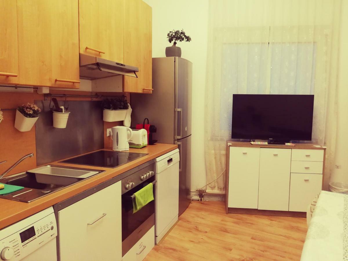 Jungle Apartment Vienna Self Check-In Buitenkant foto